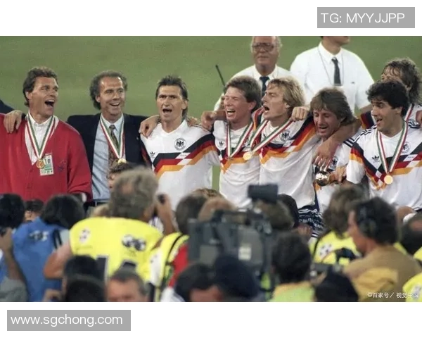 回顾德国足球历史上的传奇明星与他们的辉煌成就