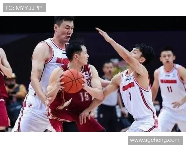 武汉篮球队以55分领跑世界杯积分榜展现强劲实力和团队合作精神 武汉篮球队以55分领跑世界杯积分榜展现强劲实力和团队合作精神