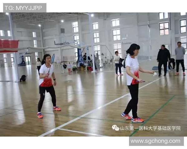 赛后分析:杭州羽毛球队与武汉羽毛球队的竞技状态与表现评估 赛后分析:杭州羽毛球队与武汉羽毛球队的竞技状态与表现评估